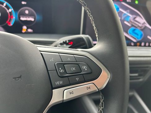 Certified 2026 Volkswagen Tiguan S FWD image 22