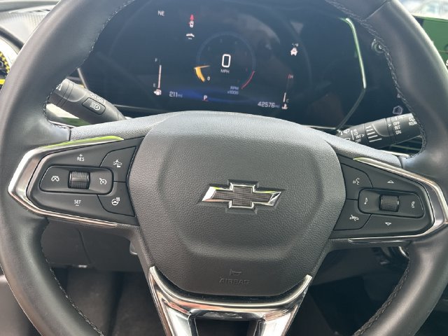 Used 2025 Chevrolet Trax ACTIV w/ Sunroof Package FWD image 17