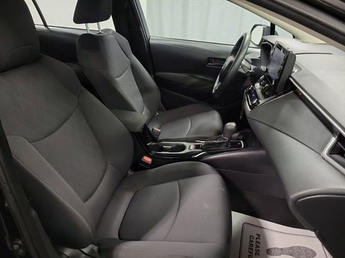 Used 2022 Toyota Corolla LE image 24