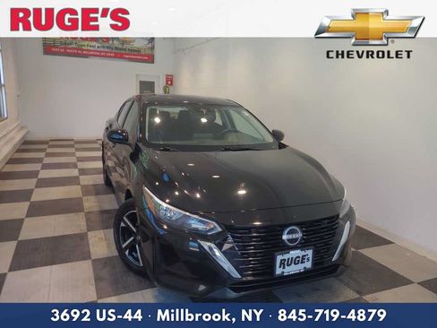 Used 2024 Nissan Sentra SV FWD image 1