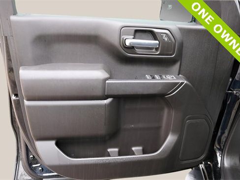 Used 2022 Chevrolet Silverado 1500 Custom Trail Boss image 12