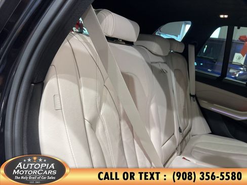 Used 2020 BMW X5 M50i AWD/4WD image 20