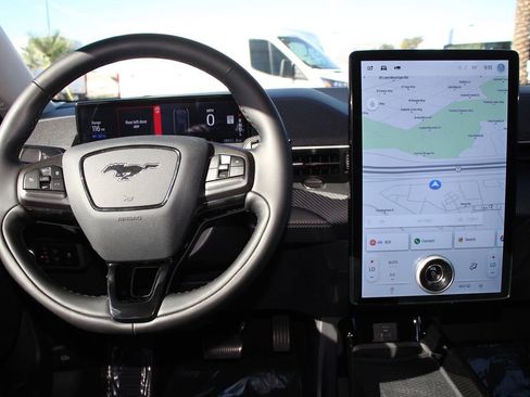 Certified 2024 Ford Mustang Mach-E Select image 17