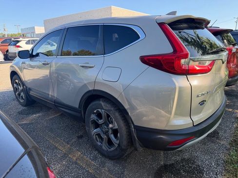 Used 2019 Honda CR-V EX image 6