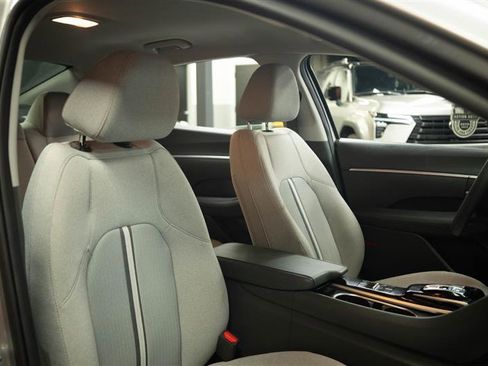 Used 2020 Hyundai Sonata SE FWD image 14
