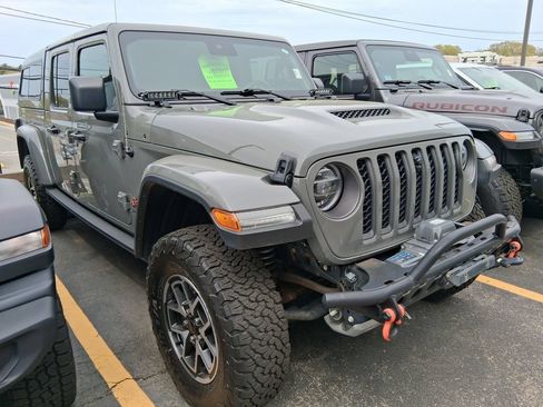 Used 2021 Jeep Gladiator Mojave AWD/4WD image 2