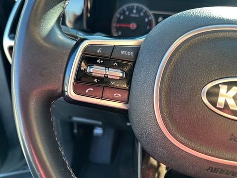 Used 2021 Kia Sorento S image 20