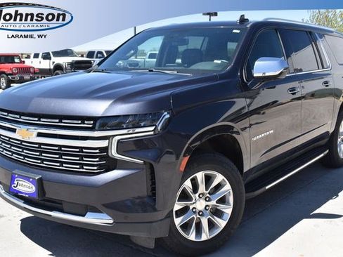 Used 2024 Chevrolet Suburban Premier AWD/4WD image 1
