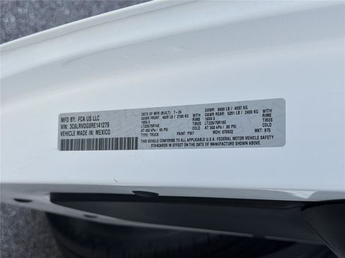 Used 2024 RAM ProMaster 2500 w/ Convenience Group FWD image 31