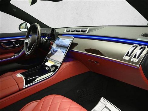 New 2026 Mercedes-Benz S 580 4MATIC Sedan image 26