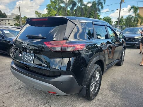 Used 2023 Nissan Rogue S AWD/4WD image 8