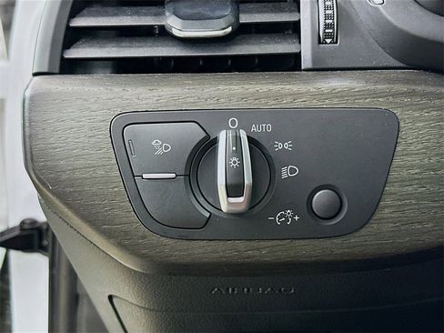 Used 2019 Audi A4 2.0T Premium w/ Convenience Package image 12