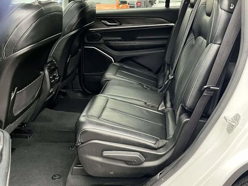 Used 2022 Jeep Grand Cherokee L Limited w/ MOPAR Finishing Package image 16