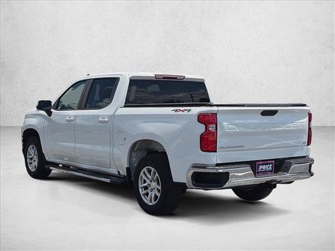 Used 2022 Chevrolet Silverado 1500 LT AWD/4WD image 7