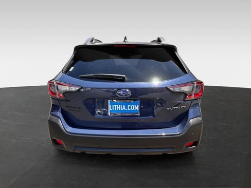 Certified 2025 Subaru Outback Onyx Edition AWD/4WD image 6