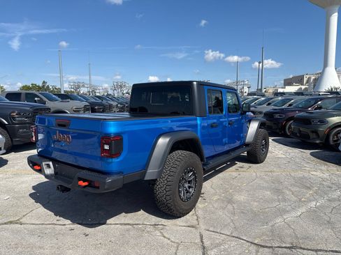 Used 2023 Jeep Gladiator Mojave w/ LED Lighting Group AWD/4WD image 6