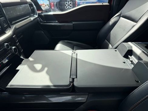 Used 2022 Ford F150 Lariat w/ Equipment Group 502A High image 29