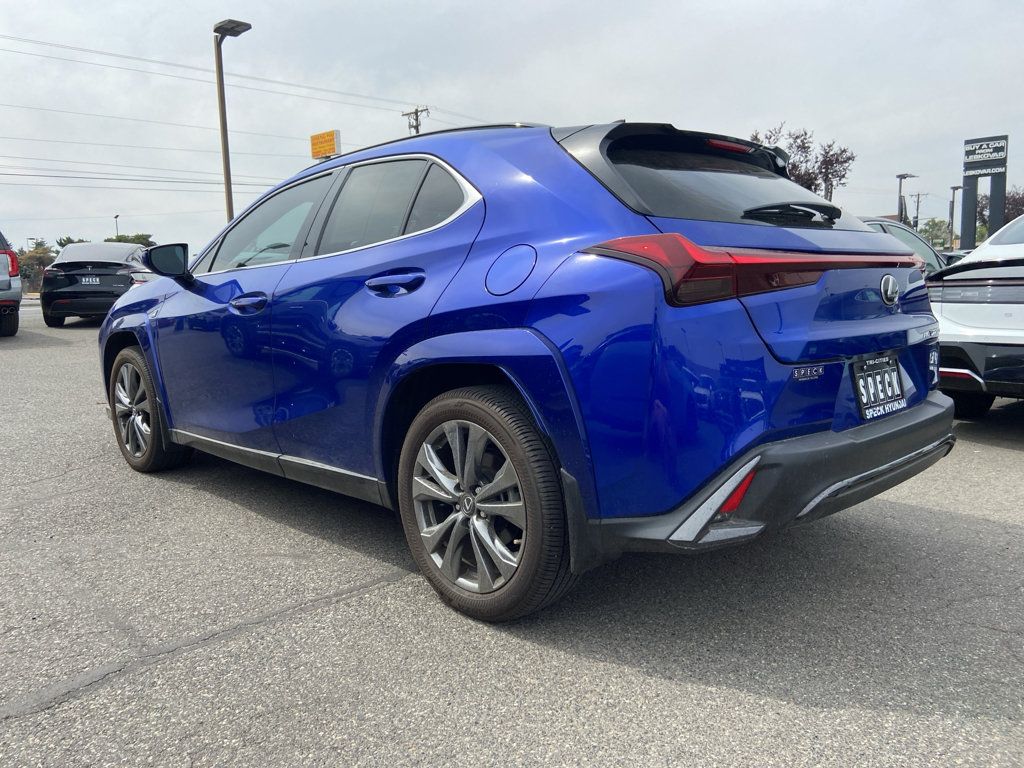 Used 2024 Lexus UX 250h F Sport AWD/4WD image 3