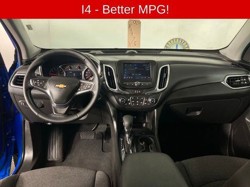 Used 2024 Chevrolet Equinox LT image 8