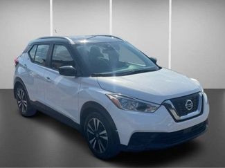 Used 2020 Nissan Kicks SV FWD video 2
