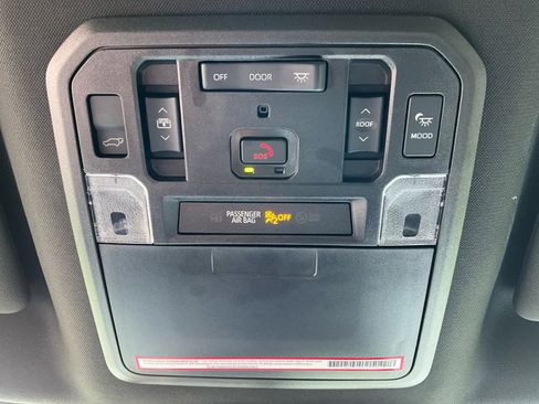 Used 2024 Toyota Sequoia Platinum image 23