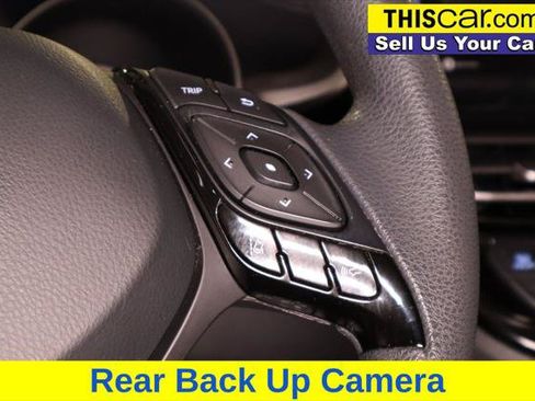 Used 2021 Toyota C-HR LE FWD image 16