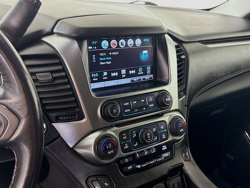 Used 2019 Chevrolet Tahoe LT image 18