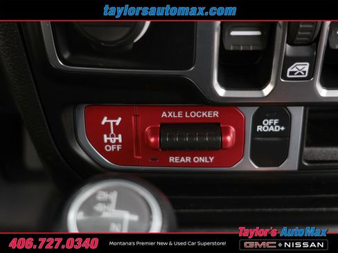 Used 2021 Jeep Gladiator Mojave w/ Cold Weather Group image 19