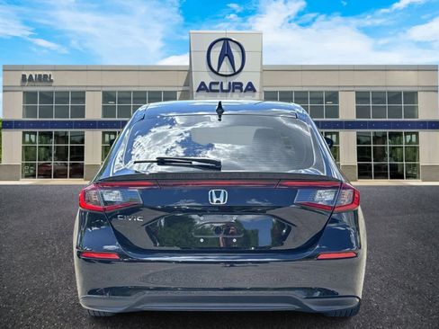 Used 2023 Honda Civic EX-L image 4