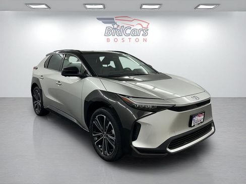 Used 2023 Toyota bZ4X Limited w/ Weather Package image 3
