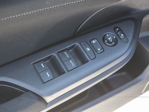 Certified 2020 Honda Civic EX image 21
