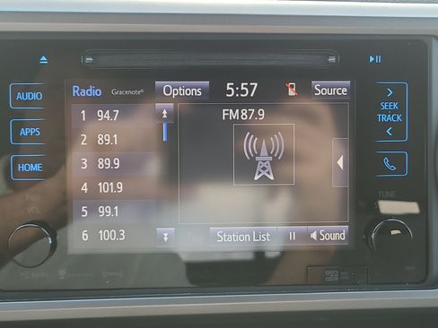 Certified 2019 Toyota Tacoma SR5 AWD/4WD image 27