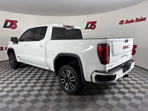 Used 2022 GMC Sierra 1500 AT4 AWD/4WD image 5