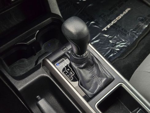 Used 2023 Toyota Tacoma SR5 image 21