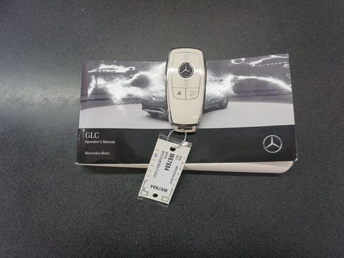 Used 2020 Mercedes-Benz GLC 300 image 16