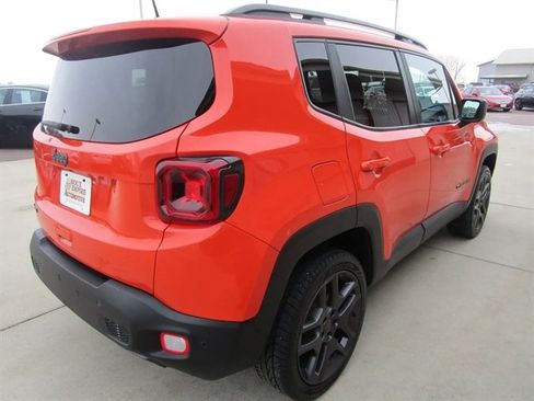 Used 2021 Jeep Renegade Latitude image 7