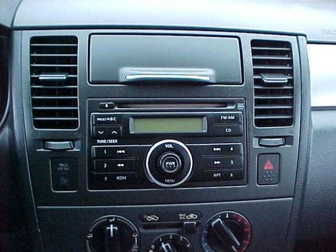 Used 2008 Nissan Versa 1.8 S w/ PWR Pkg image 38