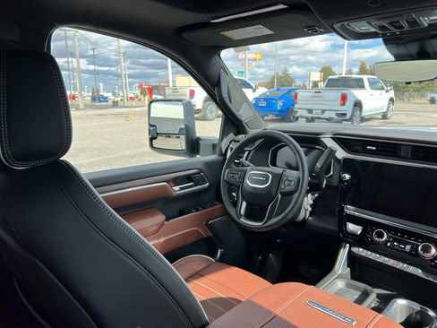 New 2026 GMC Sierra 2500 Denali Ultimate w/ Max Trailering Package image 38