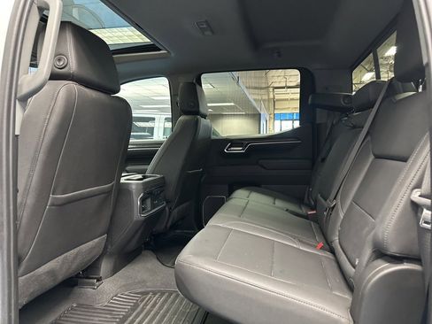 Certified 2022 Chevrolet Silverado 1500 LTZ w/ LTZ Premium Package image 19