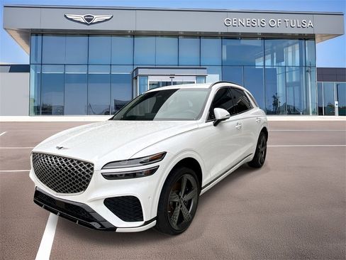 Used 2025 Genesis GV70 3.5T Sport w/ Sport Advanced Package image 4