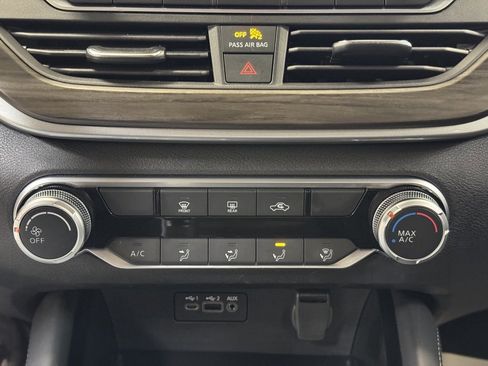 Used 2023 Nissan Altima 2.5 SV image 36