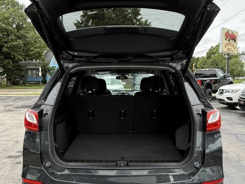 Used 2018 Chevrolet Equinox LT image 11