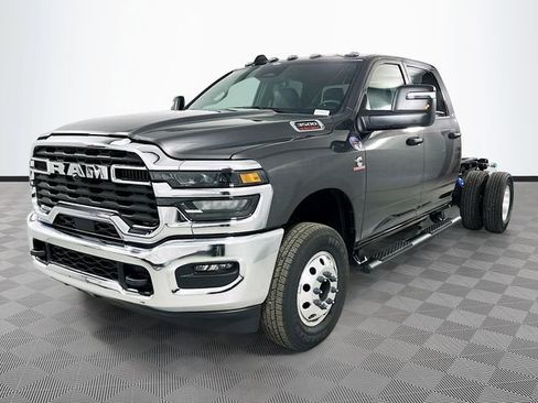 New 2026 RAM 3500 Tradesman w/ Chrome Appearance Group image 22