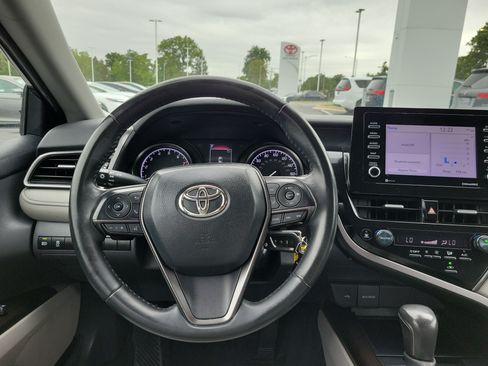 Certified 2024 Toyota Camry SE FWD image 22
