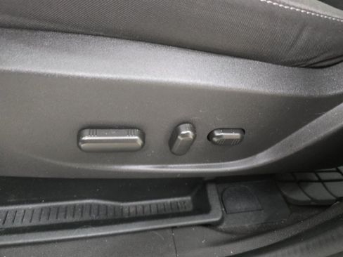 Used 2017 Ford C-MAX SE FWD image 26