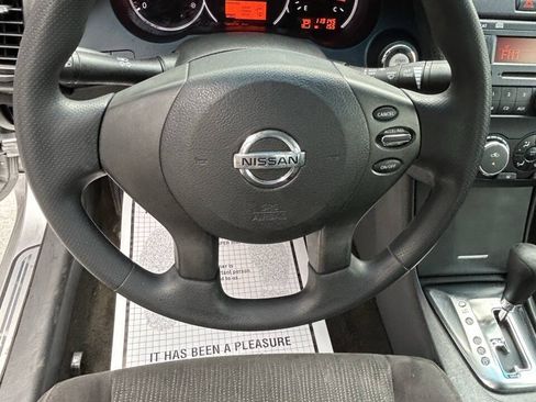 Used 2011 Nissan Altima 2.5 S FWD image 11