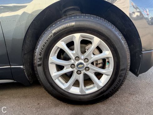 Used 2020 Chevrolet Equinox LS FWD image 6