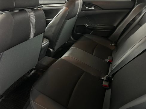 Used 2020 Honda Civic Sport image 11