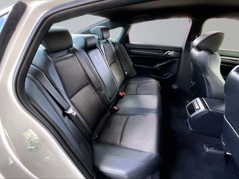 Used 2022 Honda Accord Sport image 22
