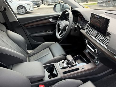 Used 2025 Audi Q5 2.0T Premium Plus AWD/4WD image 29